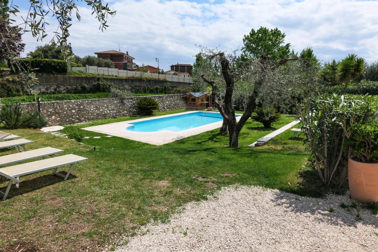 Borgo Degli Ulivi Residence Di Olympic Garda Lake Toscolano-Maderno Exterior foto